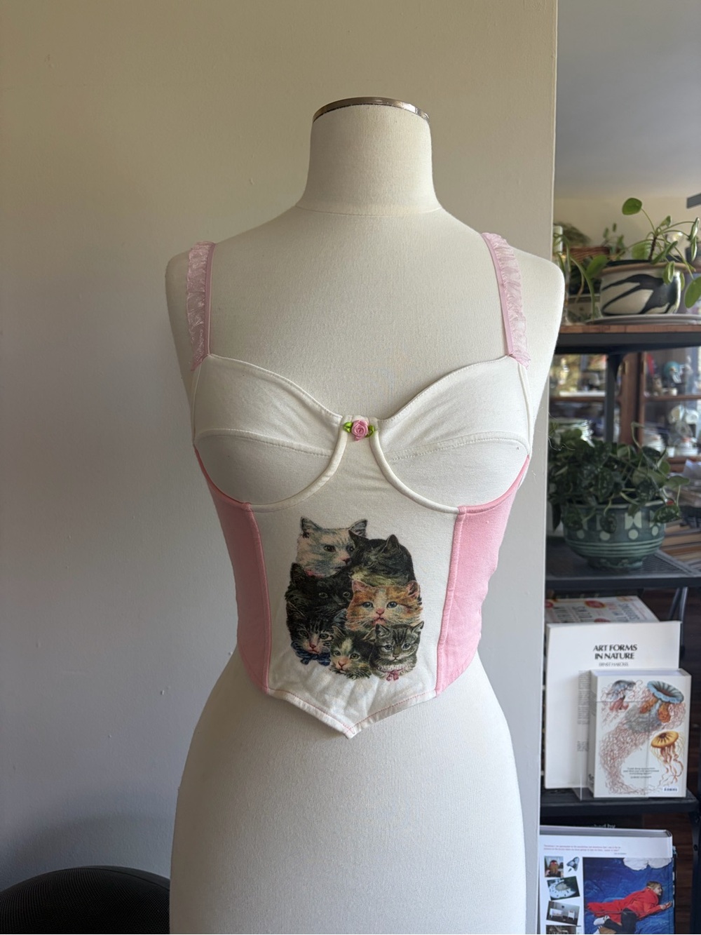 omighty kitten corset crop top
